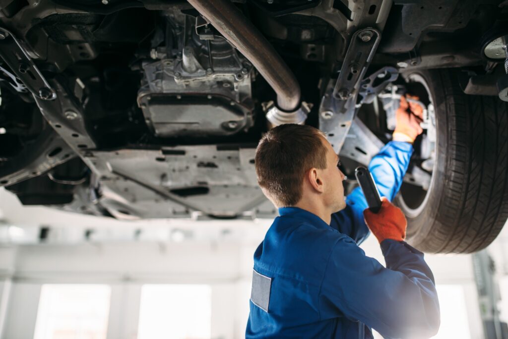 Діагностика та ремонт ходової в Києві на СТО, ціни Автосервісу Sun Motor |  Острівна 16